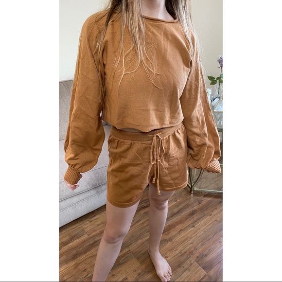 Unbranded | Knit Two Piece Lounge Outfit Set - Picture 2 of 4